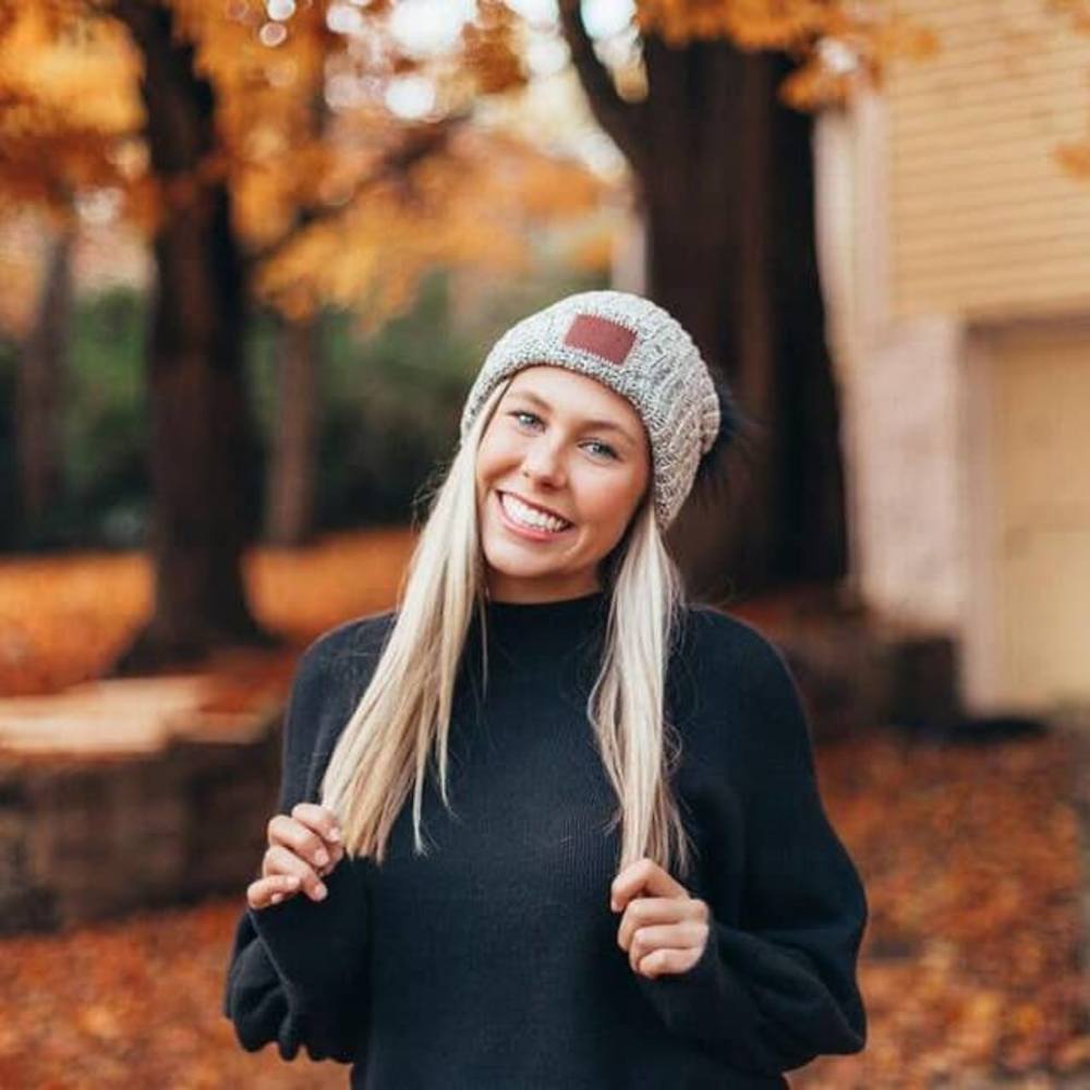 Meet your Posher, Emily